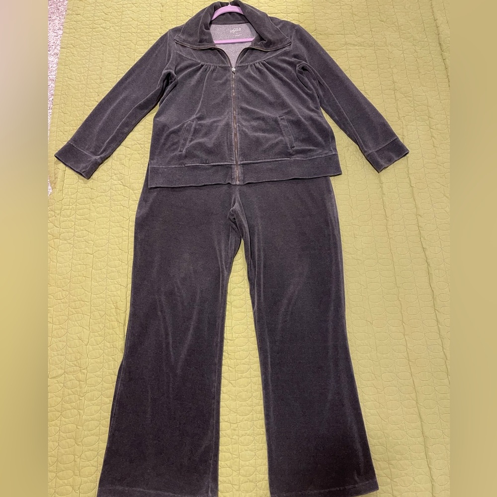 Style & Co. Sport 2PC Grey Velour warm up size XL